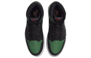air-jordan-retro-basketball-shoes-mens-mens-us3-5-22-5cm-eu35-5-air-jordan-1-retro-high-og-pine-green-2-0-555088-030-37324579471555.jpg