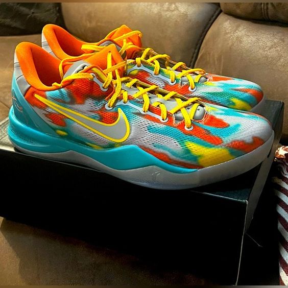 Nike Kobe 8 System ‘Venice Beach’ photo review