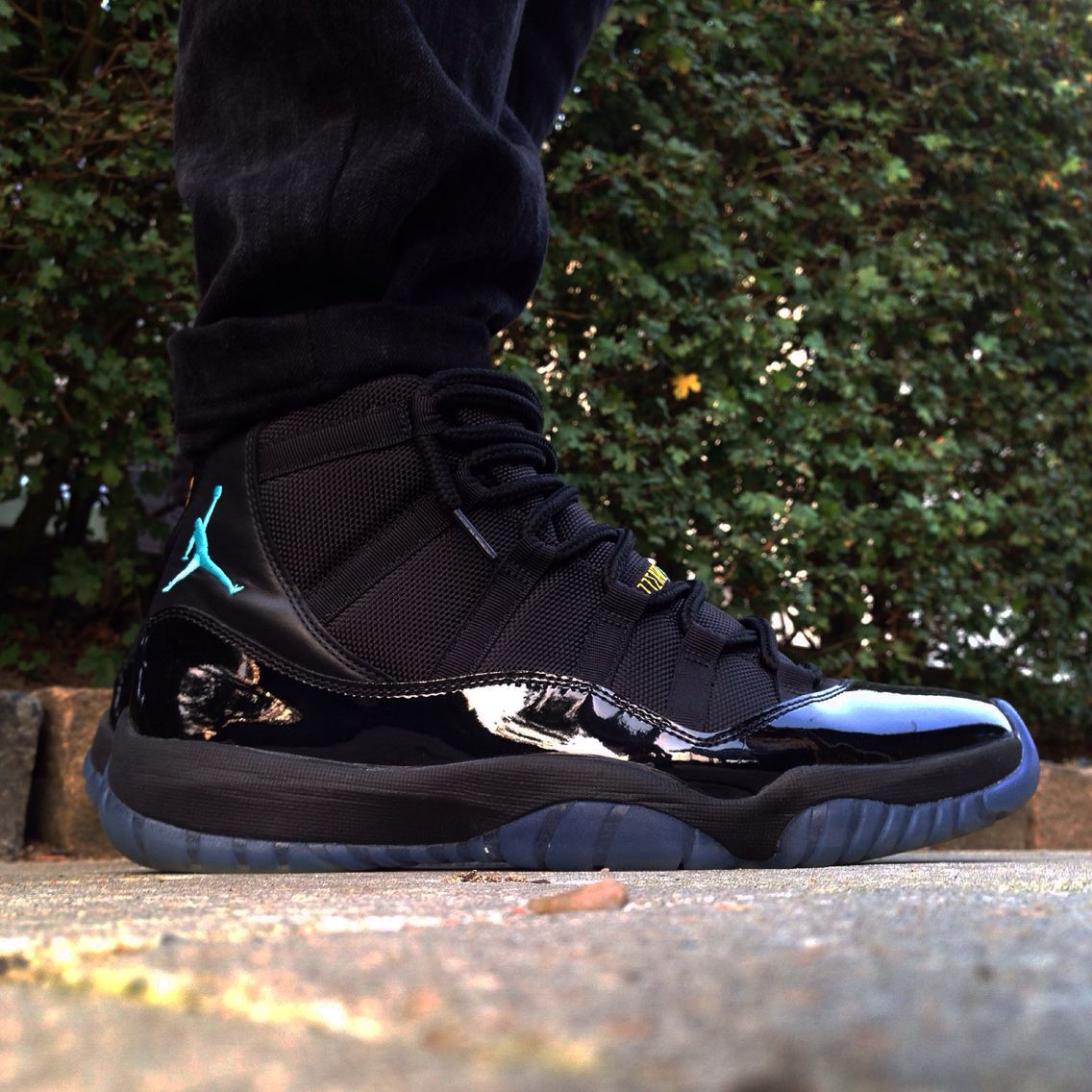 Air Jordan 11 Retro ‘Gamma Blue’ photo review