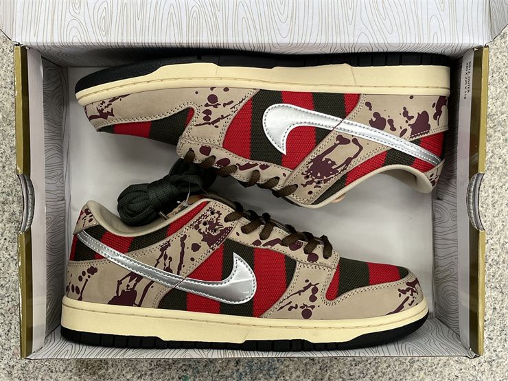 Nike SB Dunk Low Pro ‘Freddy Krueger’ photo review