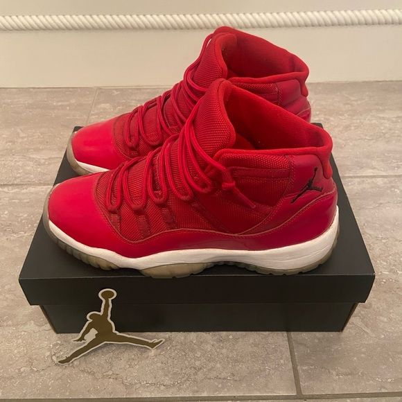 Air Jordan 11 Retro ‘Win Like ’96’ photo review