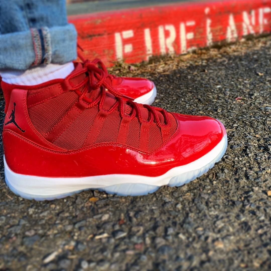 Air Jordan 11 Retro ‘Win Like ’96’ photo review