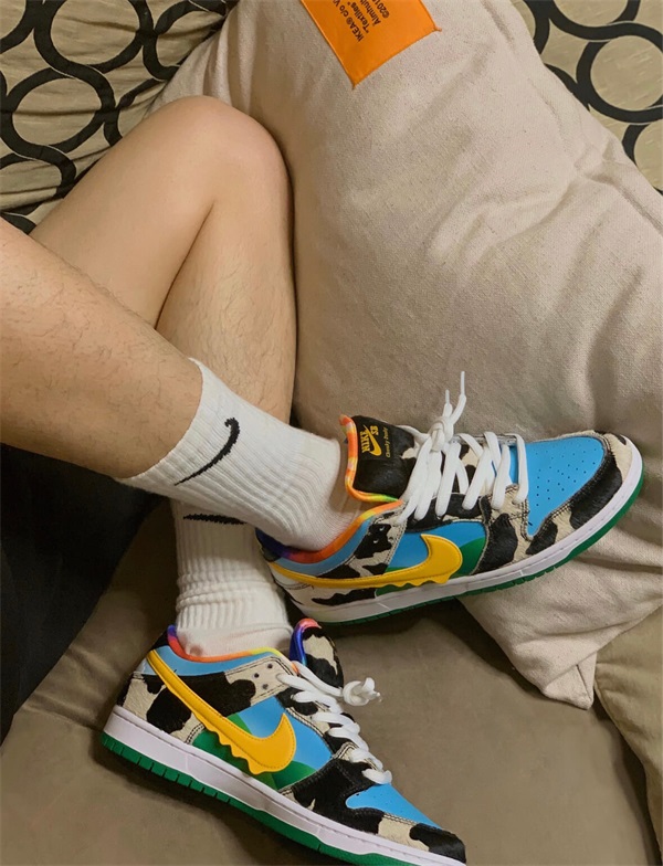 Nike x Ben & Jerry’s SB Dunk Low ‘Chunky Dunky’ photo review