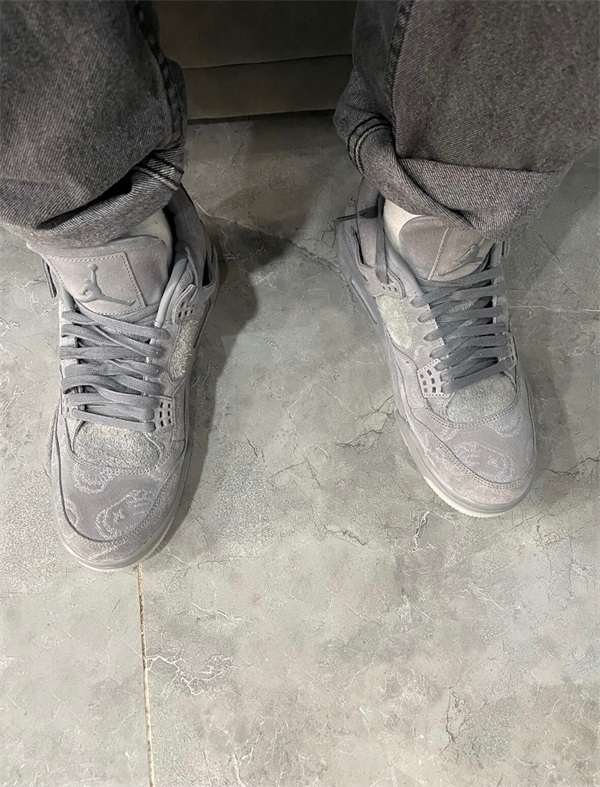 Air Jordan 4 Retro ‘Cool Grey’ photo review