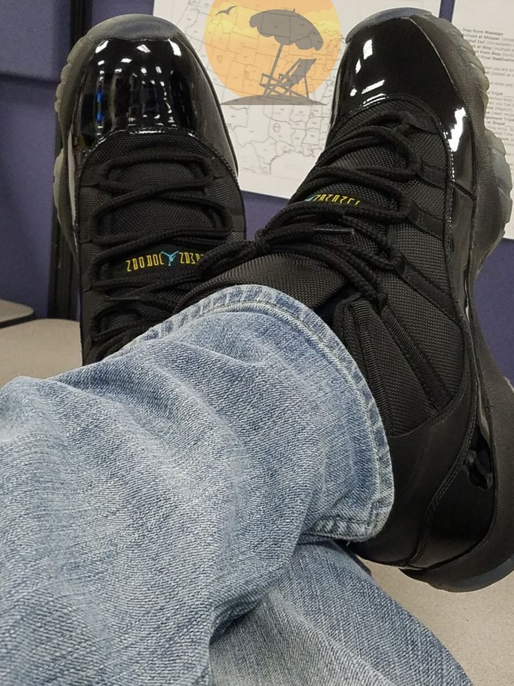Air Jordan 11 Retro ‘Gamma Blue’ photo review