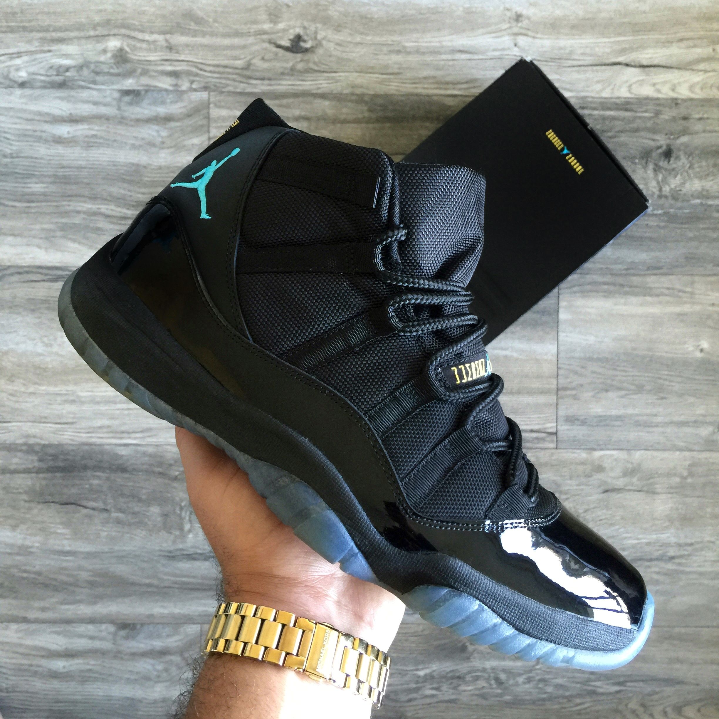 Air Jordan 11 Retro ‘Gamma Blue’ photo review