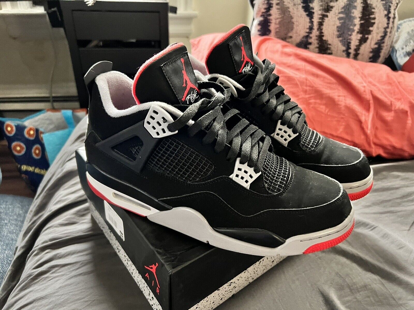 Air Jordan 4 Retro OG ‘Bred’ photo review