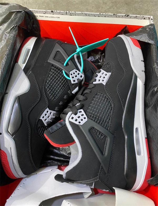Air Jordan 4 Retro OG ‘Bred’ photo review