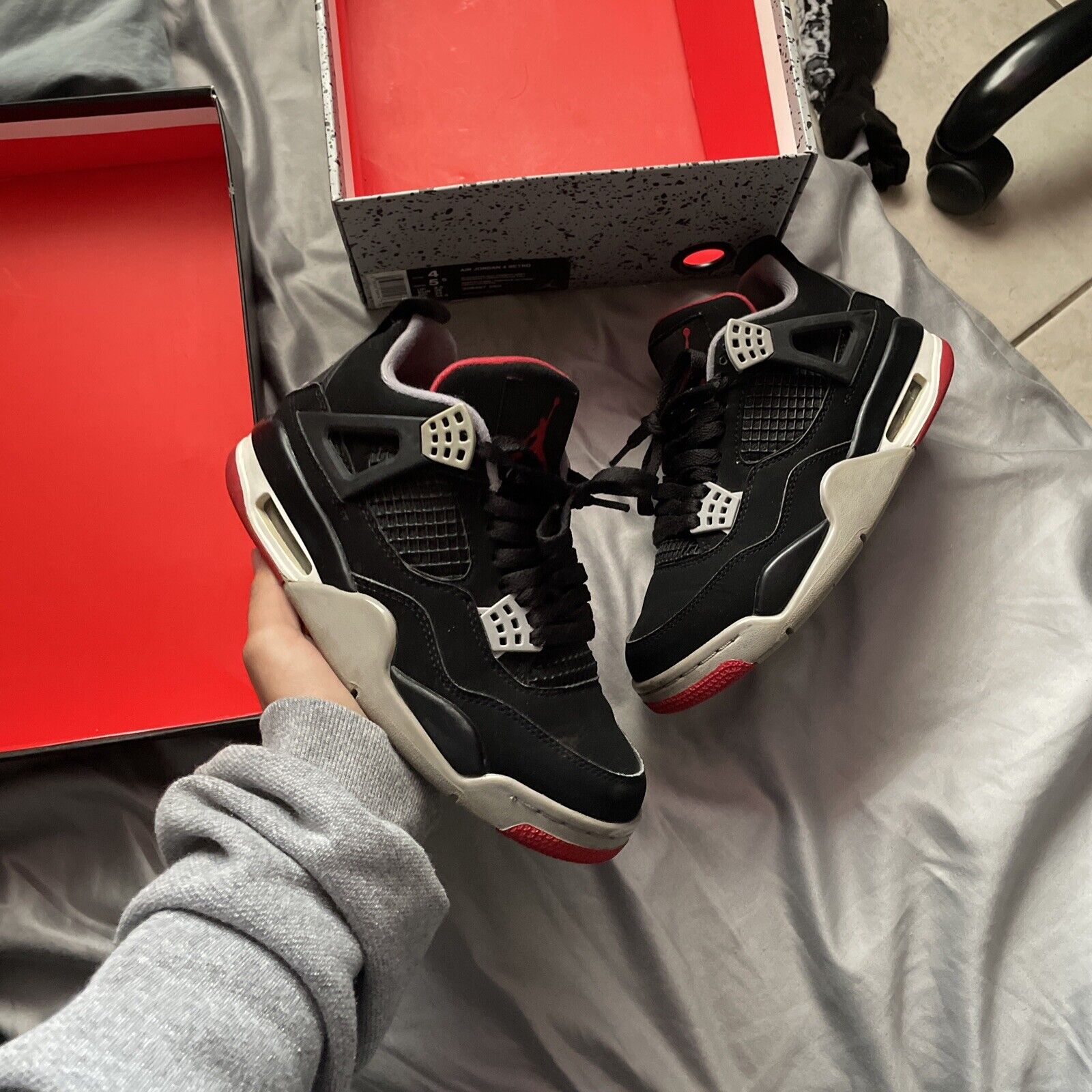 Air Jordan 4 Retro OG ‘Bred’ photo review