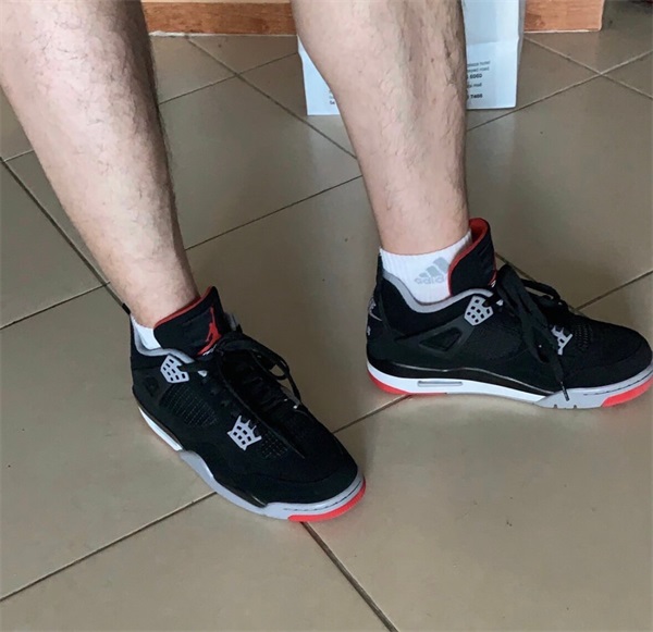 Air Jordan 4 Retro OG ‘Bred’ photo review