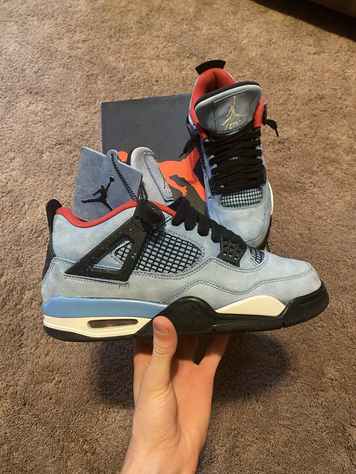 Air Jordan 4 Retro x Travis Scott ‘Cactus Jack’ photo review