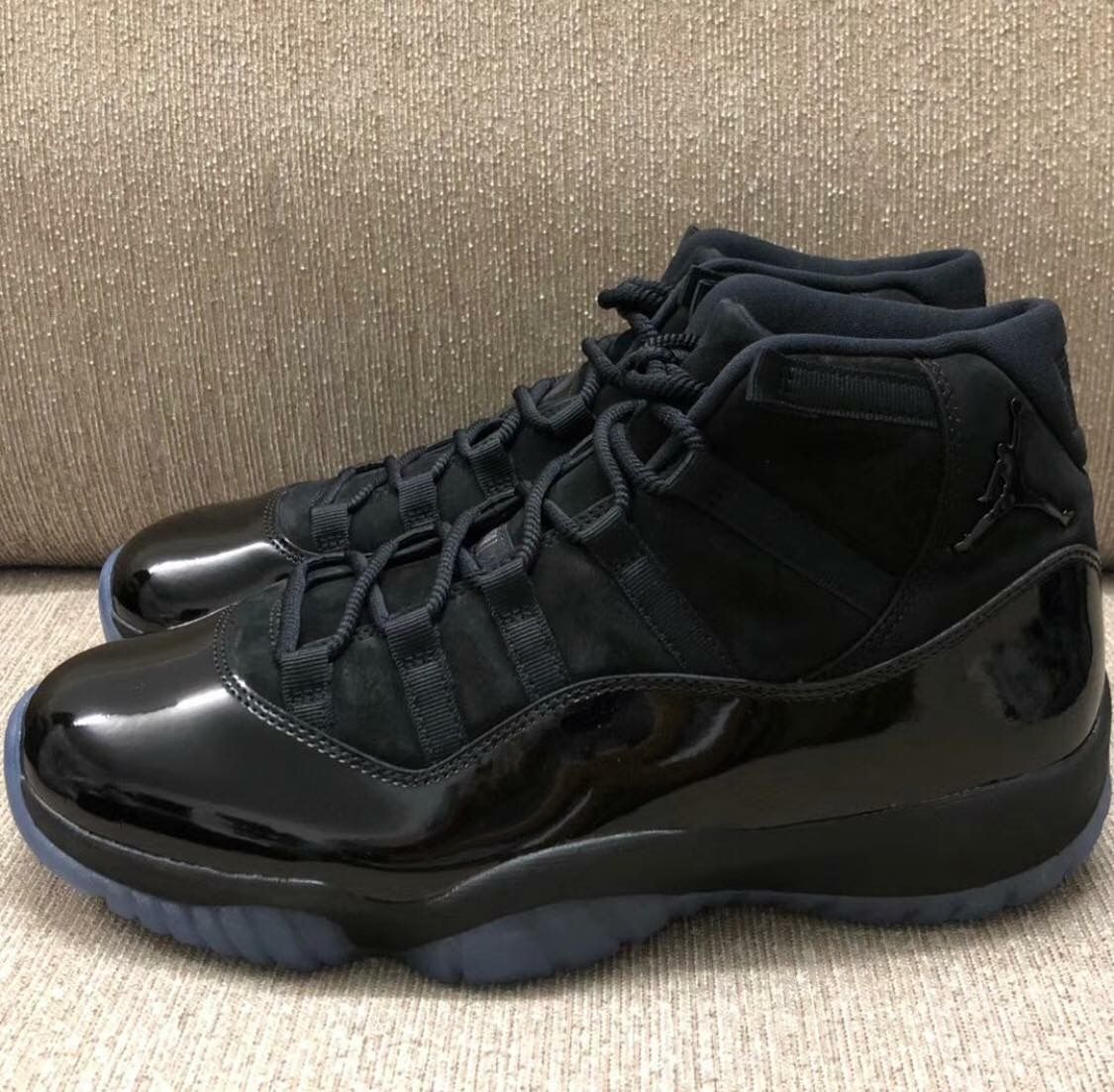 Air Jordan 11 Retro ‘Cap and Gown’ photo review