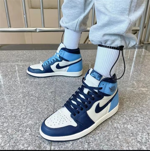Air Jordan 1 Retro High OG ‘Obsidian’ photo review