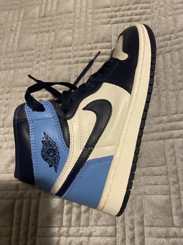 Air Jordan 1 Retro High OG ‘Obsidian’ photo review