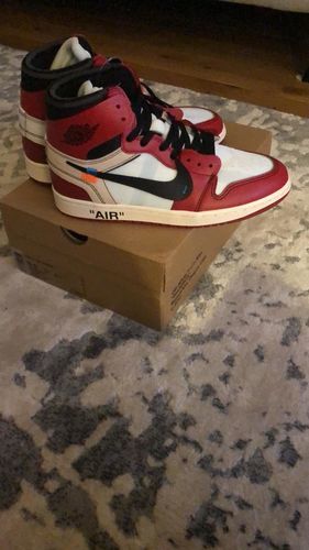 Air Jordan 1 x Off-White Retro High OG ‘Chicago’ photo review