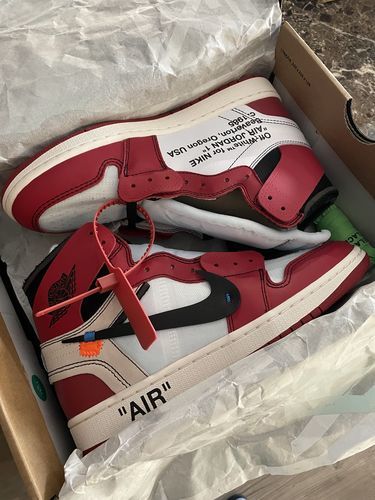 Air Jordan 1 x Off-White Retro High OG ‘Chicago’ photo review