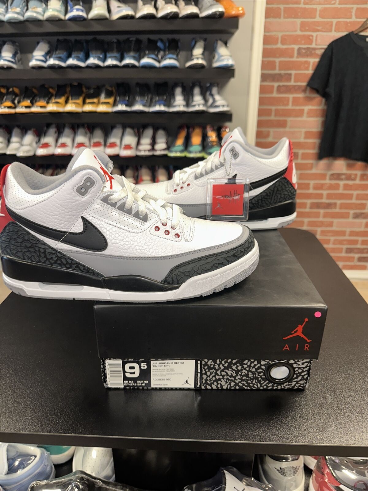 Air Jordan 3 Retro NRG ‘Tinker’ photo review