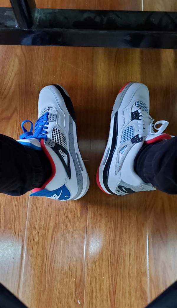 Air Jordan 4 Retro SE ‘What The 4’ photo review
