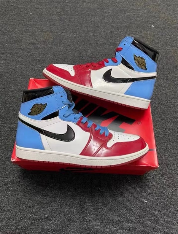 Air Jordan 1 Retro High OG ‘Fearless’ photo review