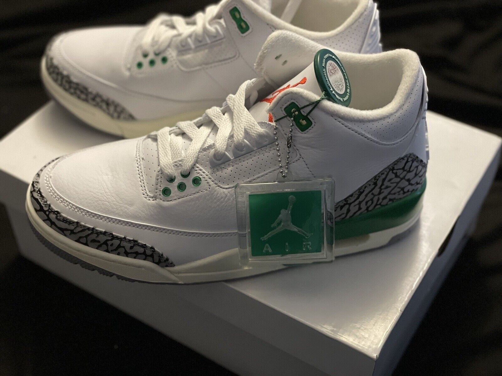 Air Jordan 3 Retro ‘Lucky Green’ photo review
