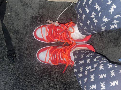  x Off-White Dunk Low ‘University Red’ photo review