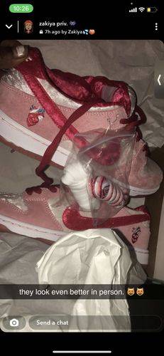  x StrangeLove SB Dunk Low ‘Valentine’s Day’ photo review