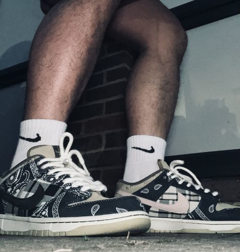  x Travis Scott SB Dunk Low Premium QS ‘Cactus Jack’ photo review