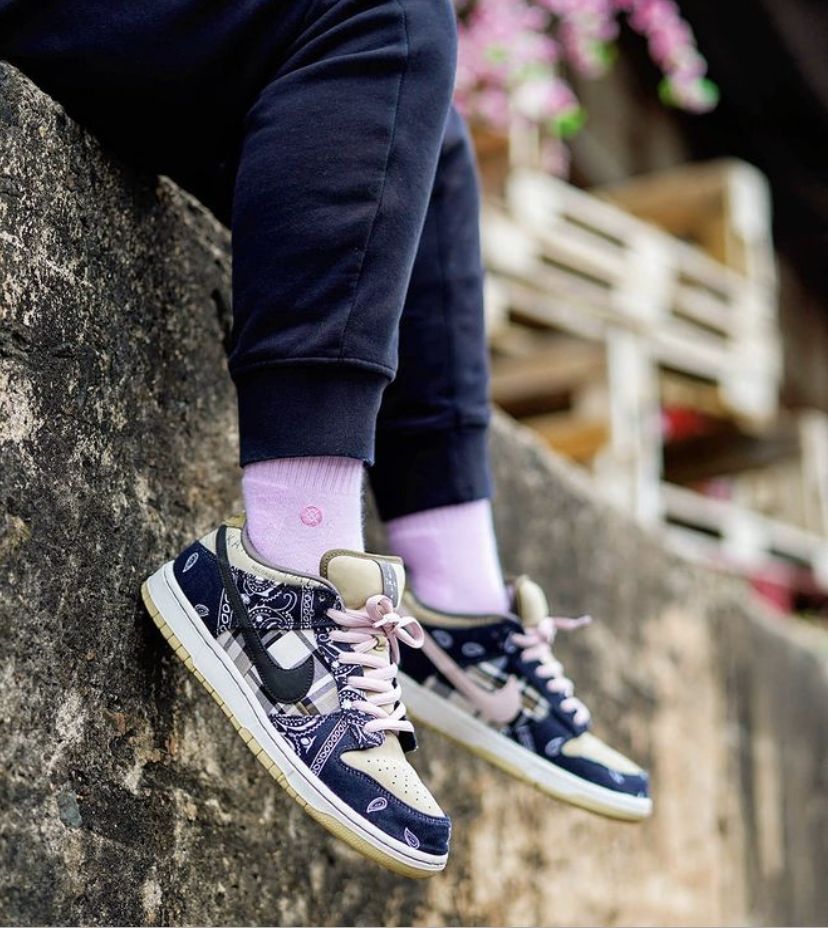  x Travis Scott SB Dunk Low Premium QS ‘Cactus Jack’ photo review