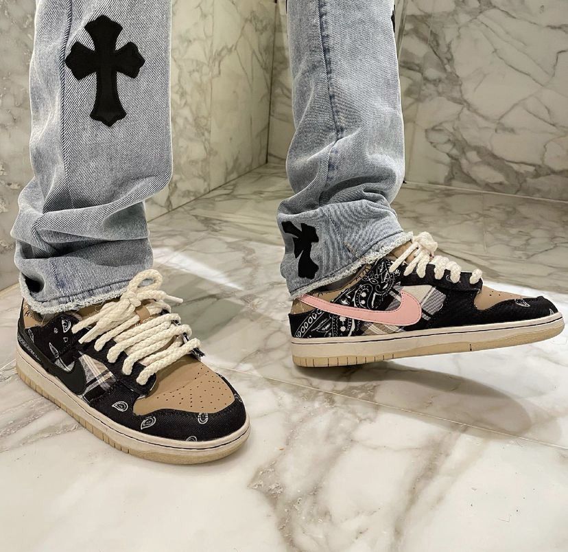  x Travis Scott SB Dunk Low Premium QS ‘Cactus Jack’ photo review