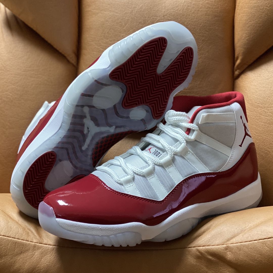 Air Jordan 11 Retro ‘Cherry’ photo review