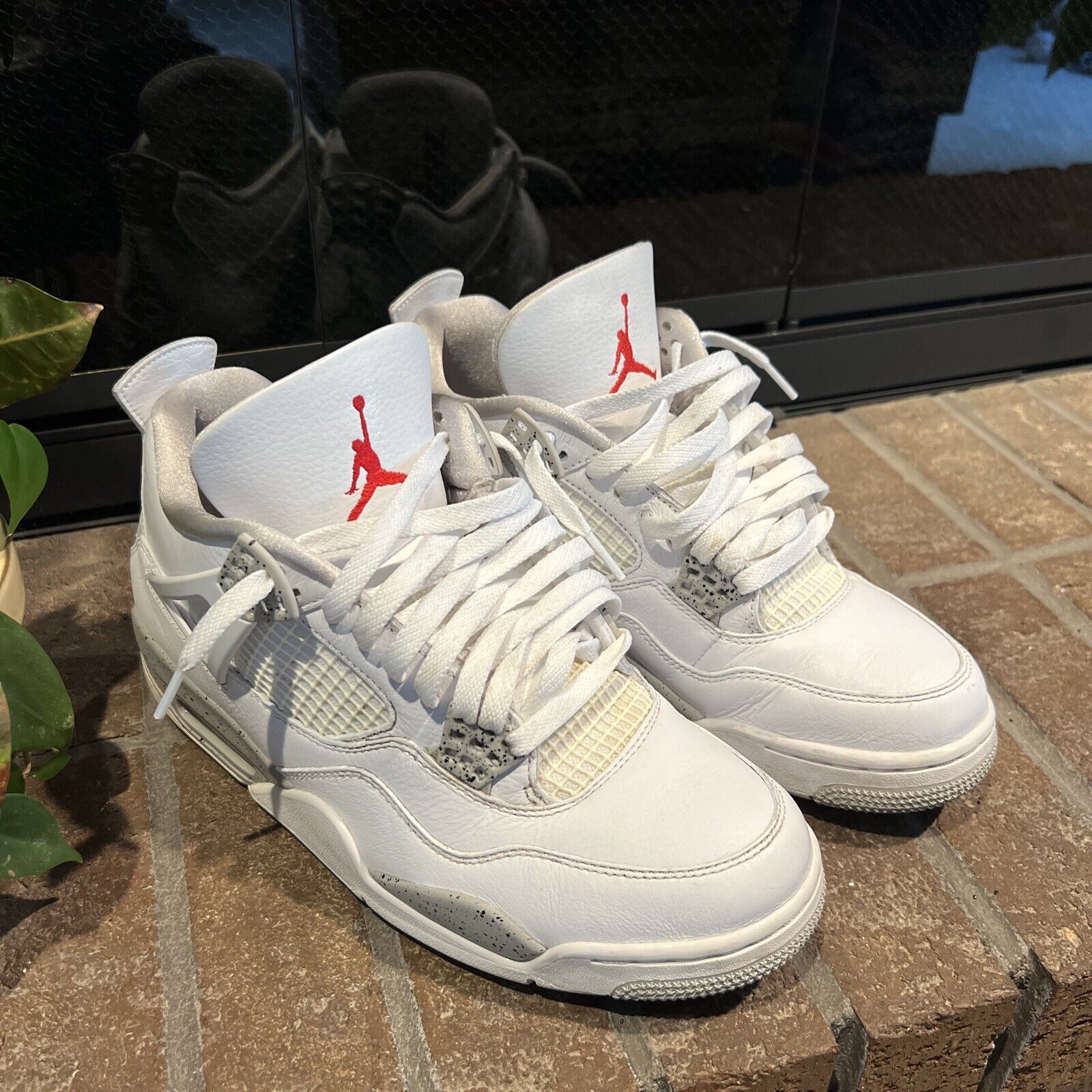 Air Jordan 4 Retro ‘White Oreo’ photo review