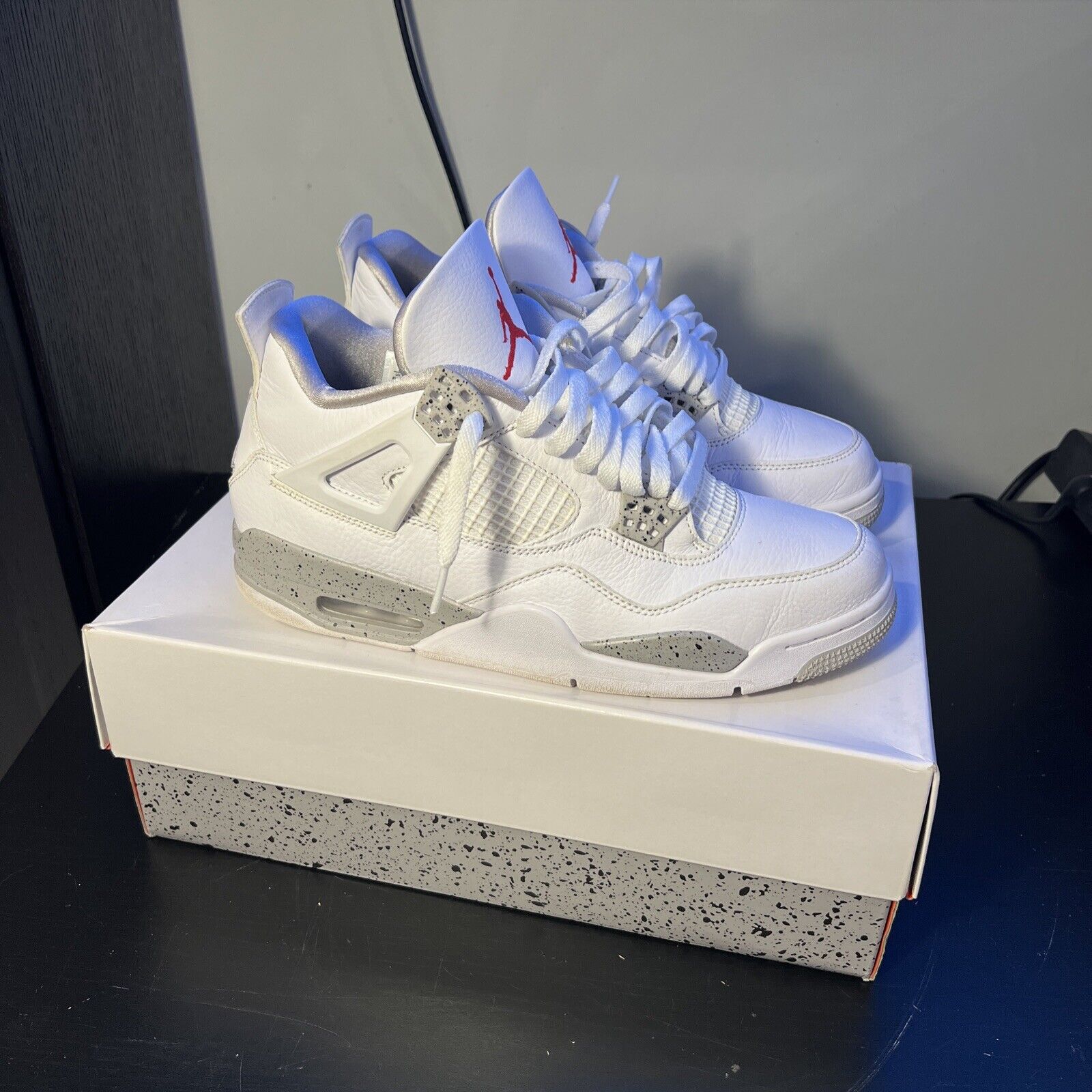 Air Jordan 4 Retro ‘White Oreo’ photo review