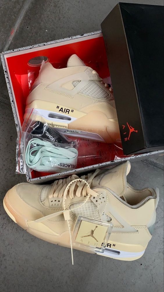 Air Jordan 4 x Off-White SP ‘Sail’ photo review