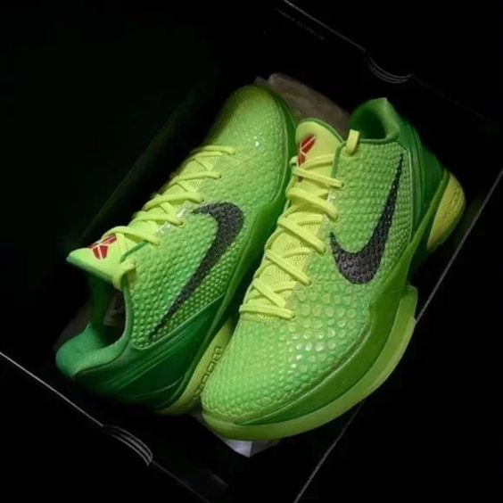  Zoom Kobe 6 Protro ‘Grinch’ photo review