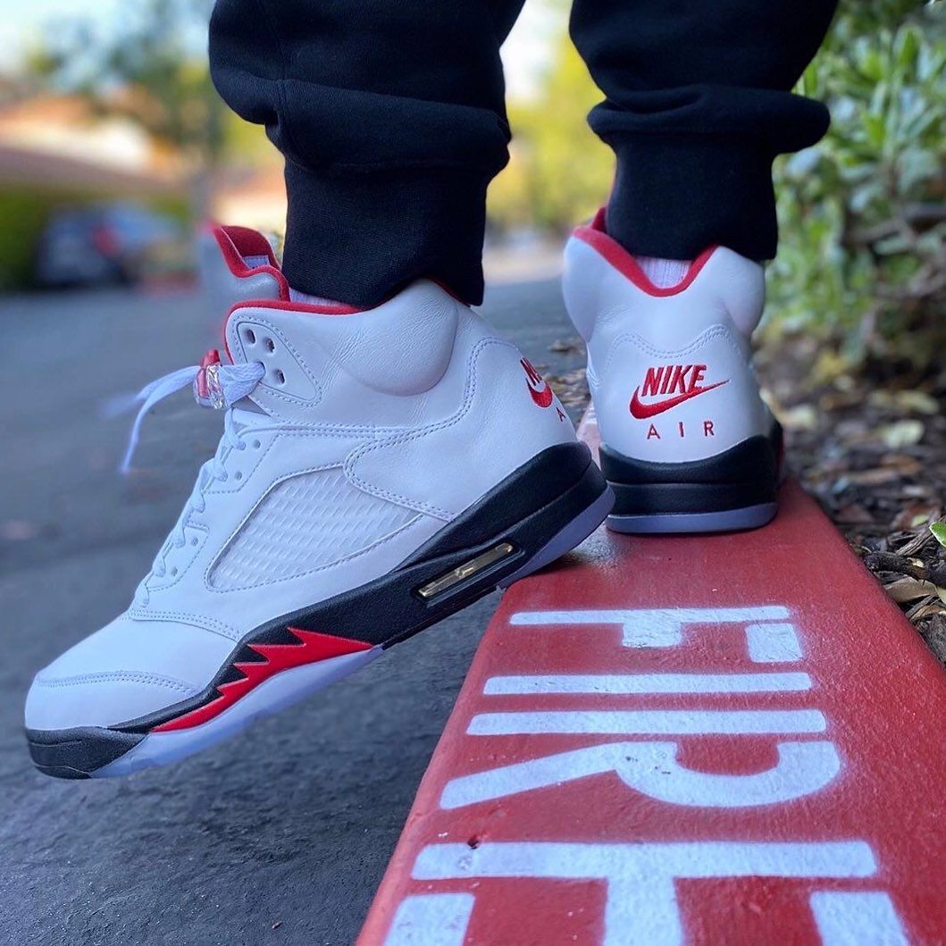 Air Jordan 5 Retro ‘Fire Red’ photo review
