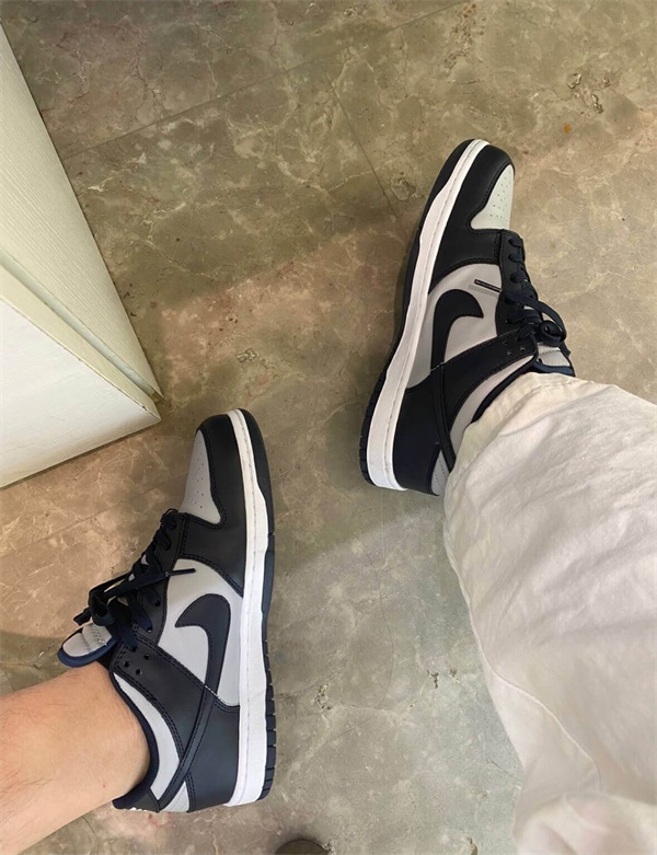  Dunk Low ‘Georgetown’ photo review