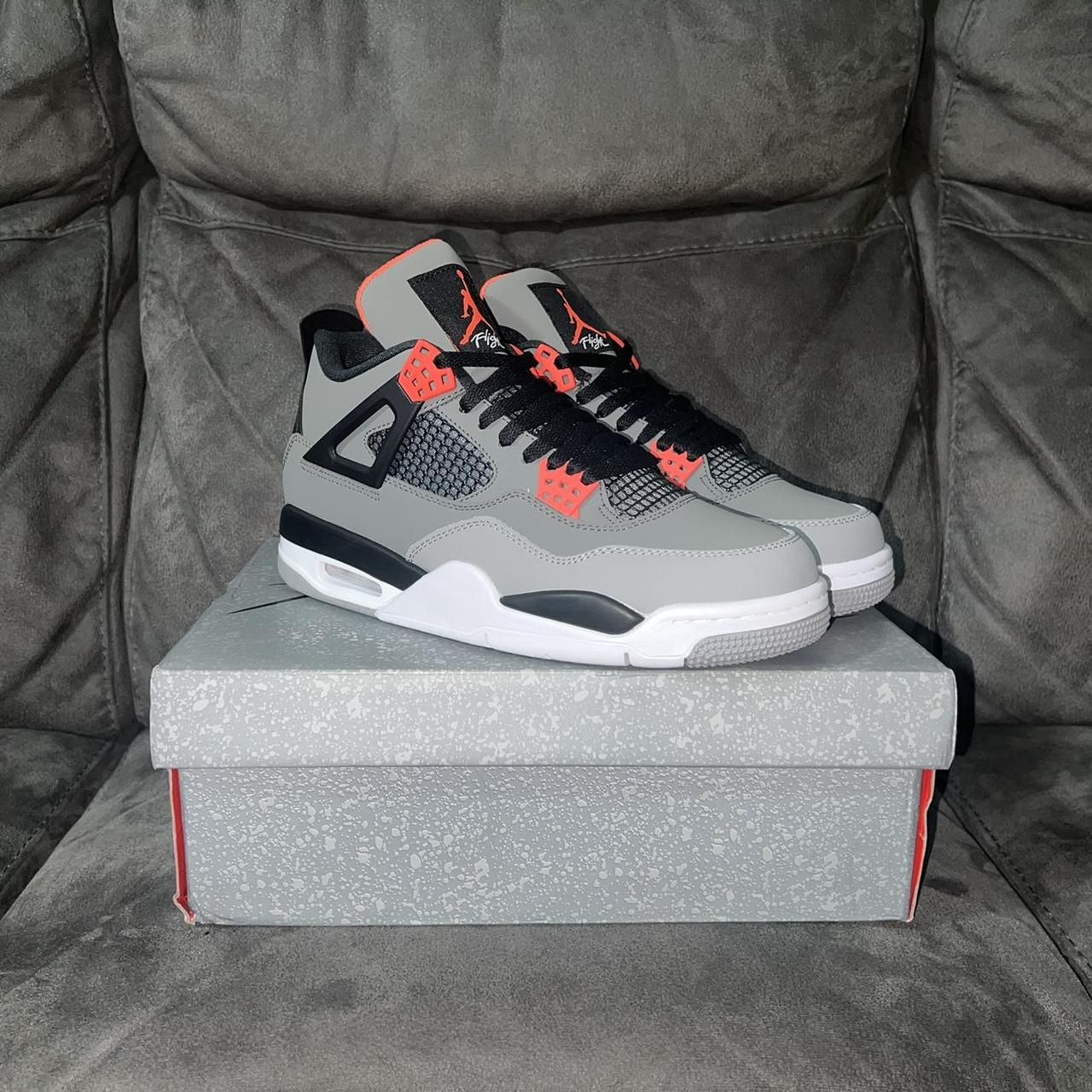 Air Jordan 4 Retro ‘Infrared’ photo review