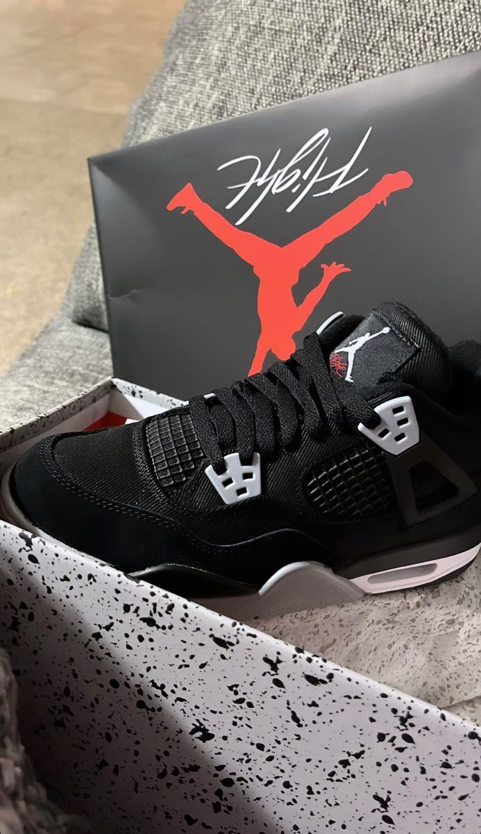 Air Jordan 4 Retro SE ‘Black Canvas’ photo review
