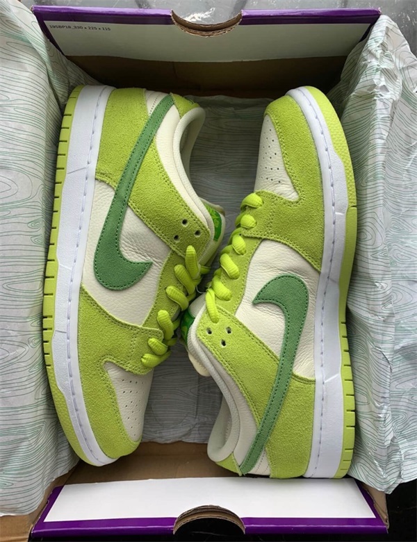  SB Dunk Low Pro ‘Fruity Pack – Green Apple’ photo review