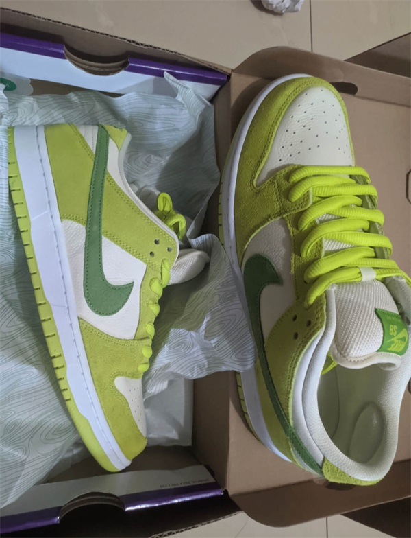  SB Dunk Low Pro ‘Fruity Pack – Green Apple’ photo review