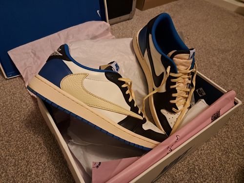 Air Jordan 1 Retro Low x Fragment Design x Travis Scott x ‘Sail Black Military Blue’ photo review