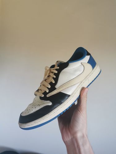 Air Jordan 1 Retro Low x Fragment Design x Travis Scott x ‘Sail Black Military Blue’ photo review