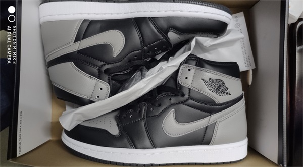 Air Jordan 1 Retro OG High ‘Satin Shadow’ photo review