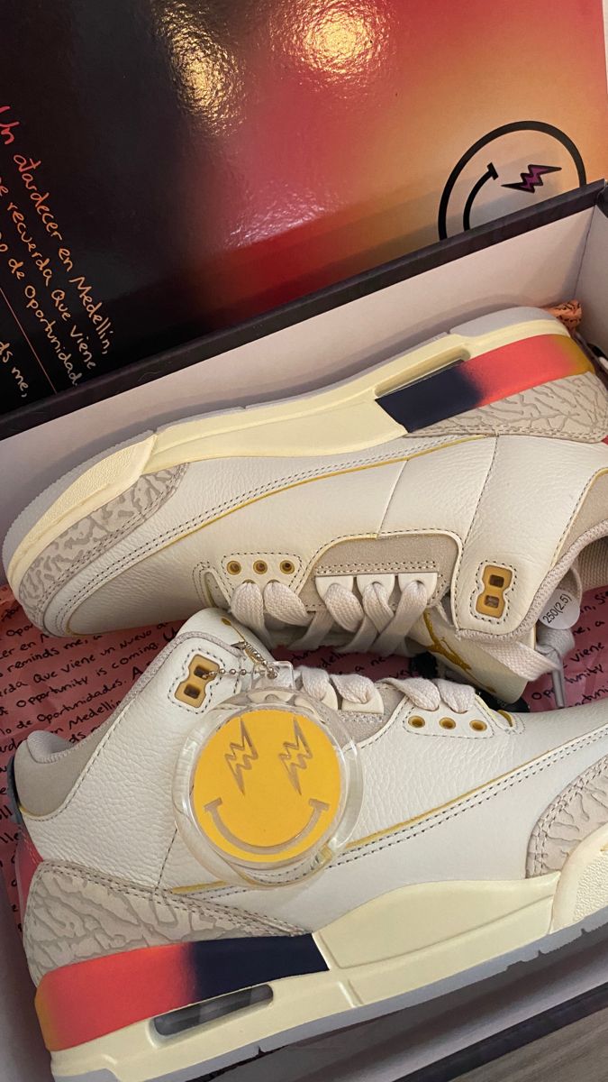 Air Jordan 3 Retro SP x J Balvin ‘Medelln Sunset’ photo review