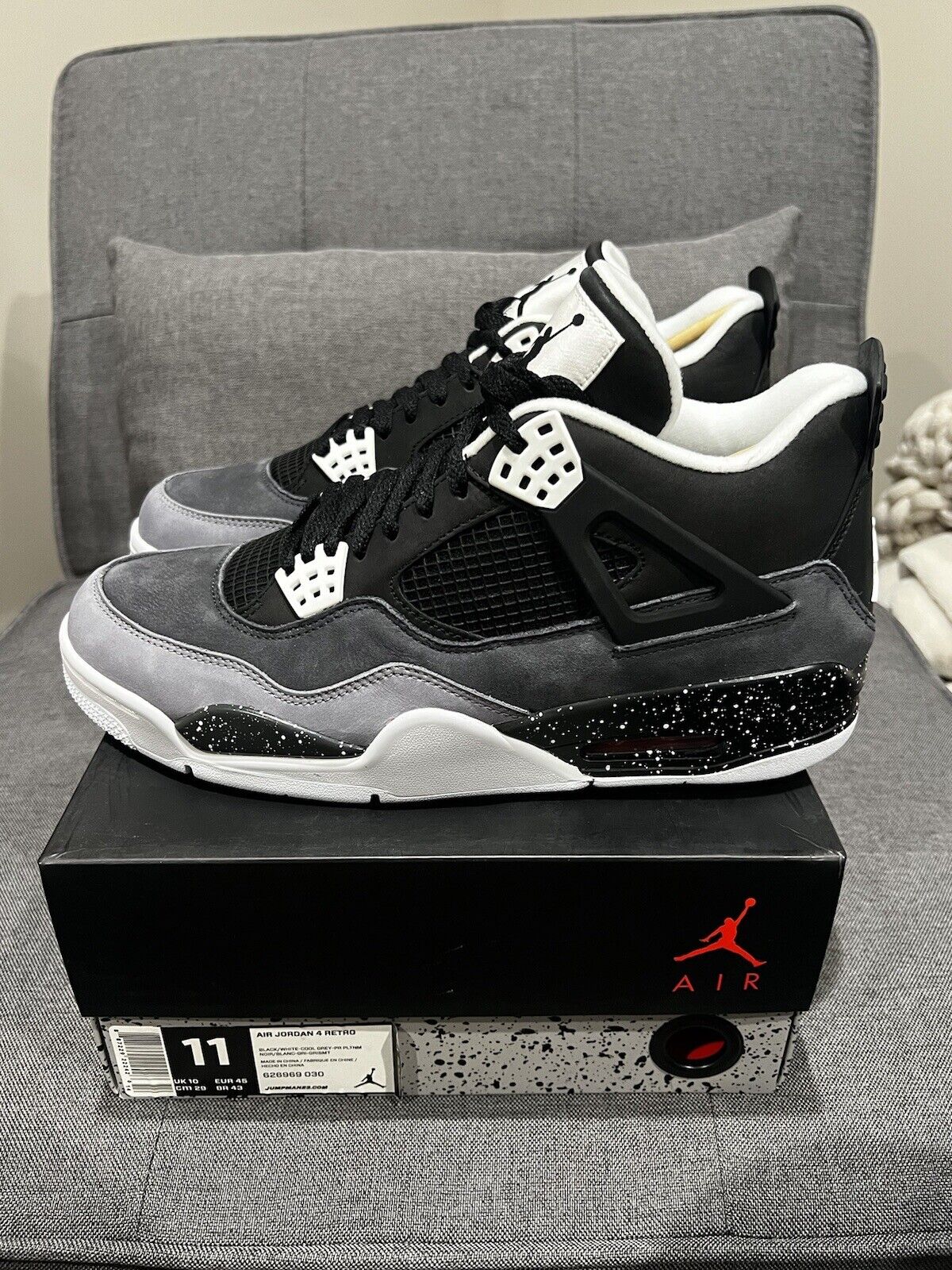 Air Jordan 4 Retro ‘Fear’ photo review