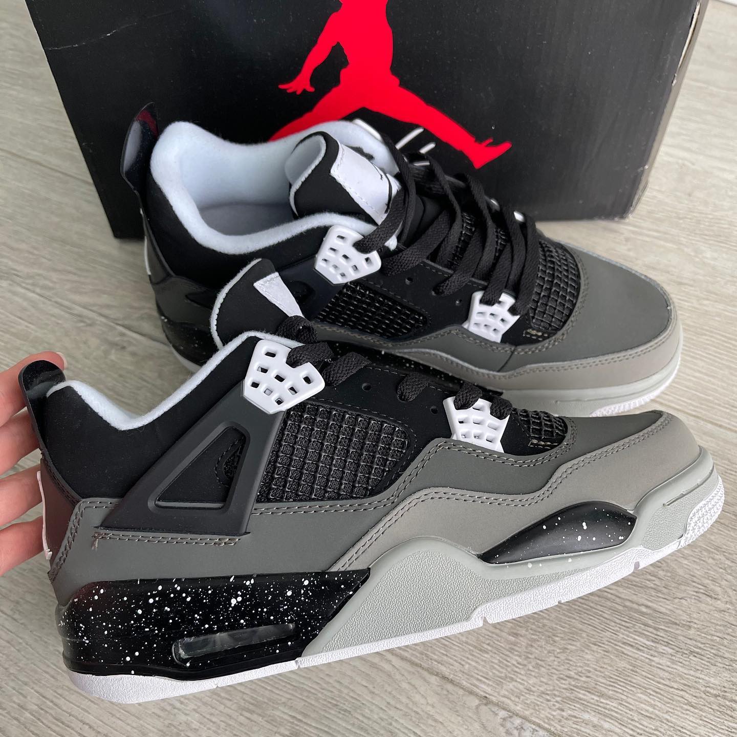 Air Jordan 4 Retro ‘Fear’ photo review