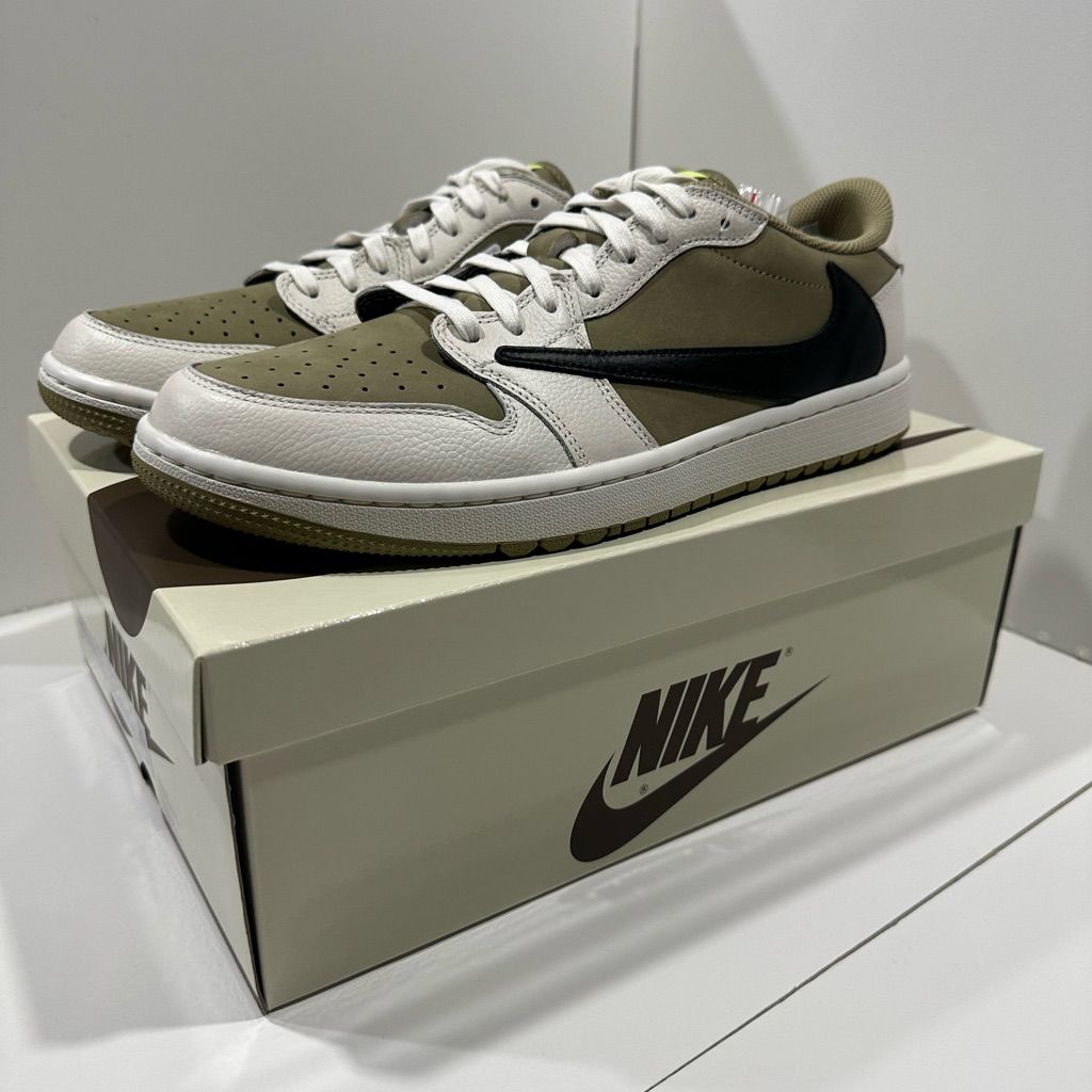 Air Jordan 1 Low Golf x Travis Scott ‘Neutral Olive’ photo review