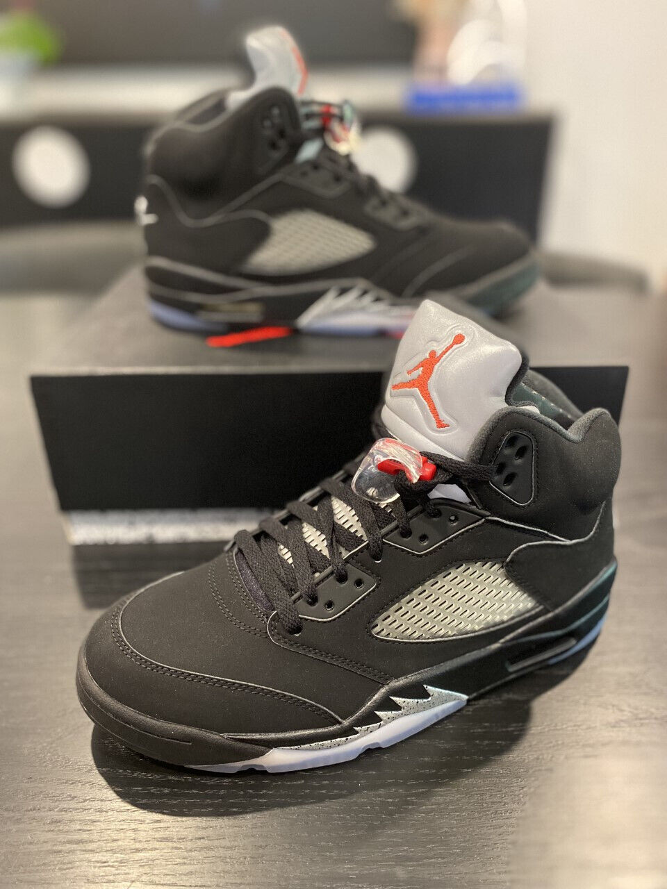 Air Jordan 5 Retro OG ‘Black Metallic Reimagined’ photo review